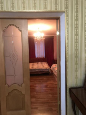 КВАРТИРА В СУХУМИ